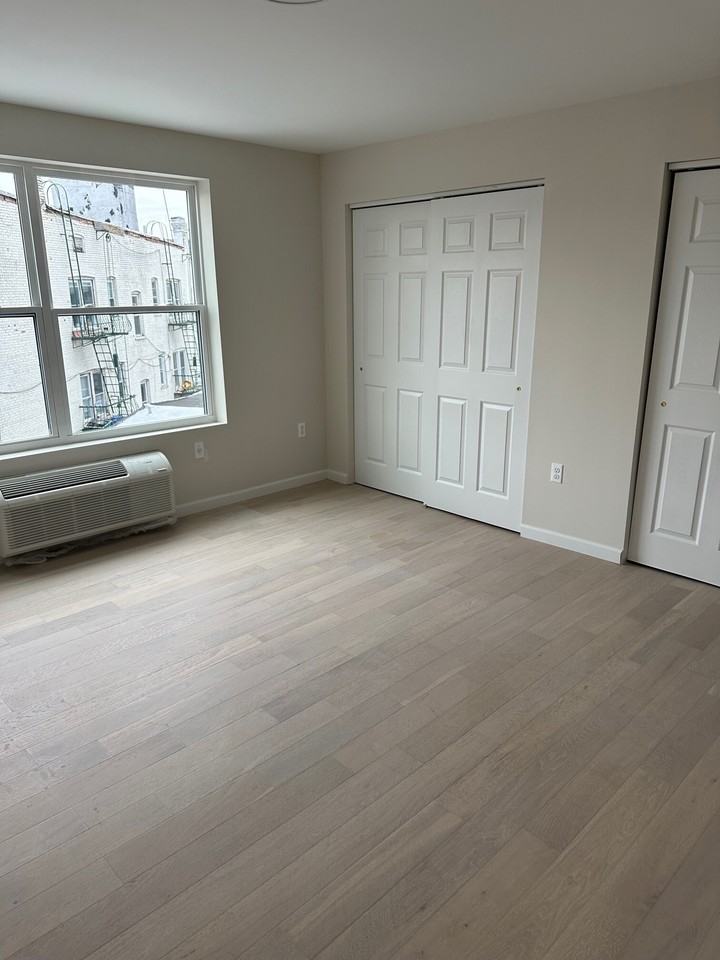 54-58 Wall Street - Photo 3 of 19