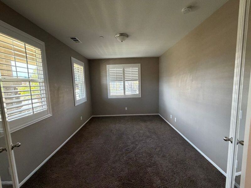 27238 Avon Ln - Photo 4 of 31