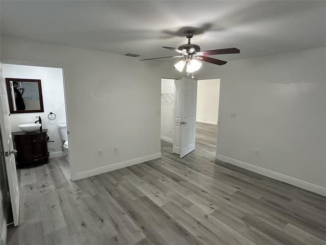 10420 Southwest 207th Street - Photo 4 of 12