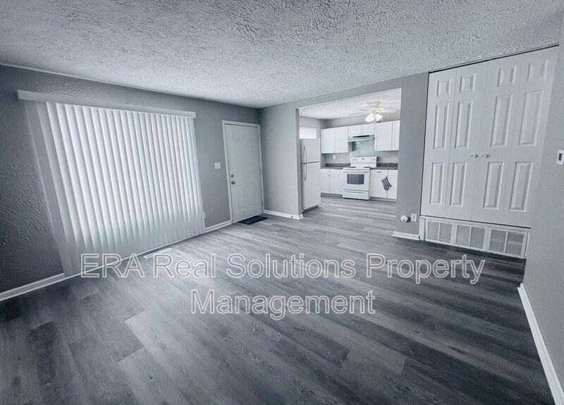 1275 Woodnell Ave - Photo 2 of 10