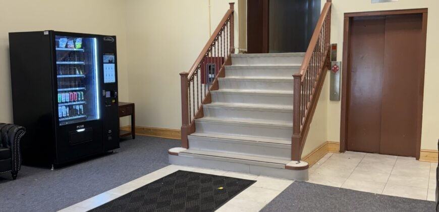 1108 East Genesee Street - Photo 3 of 50