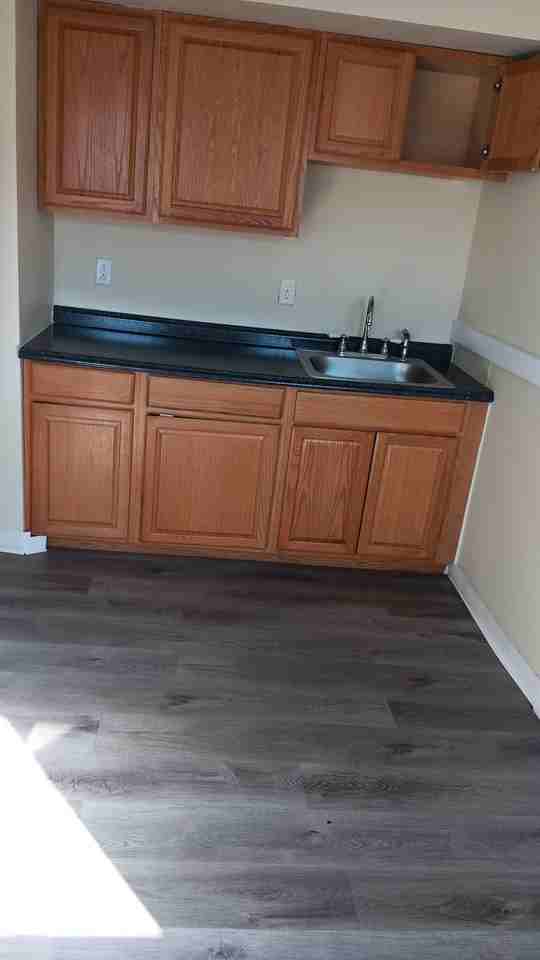 85 Pine Street - Photo 4 of 21