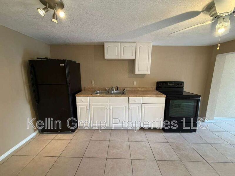 2917 Sanchez St #B - Photo 6 of 13