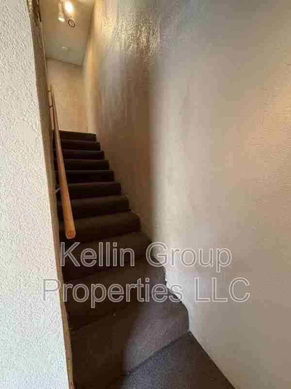 2917 Sanchez St #B - Photo 7 of 11