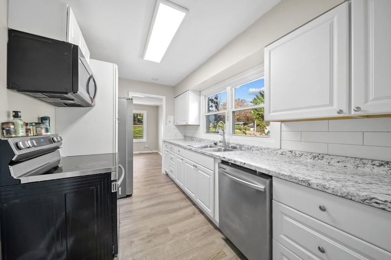 1116 Union School Rd - Photo 2 of 10