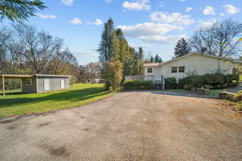 1116 Union School Rd - Photo 3 of 10