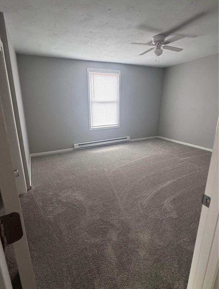 329 East Cherry Street - Photo 5 of 7