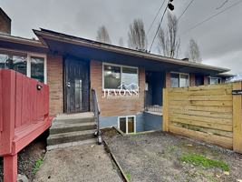 featured image of 8330 Wabash Ave S