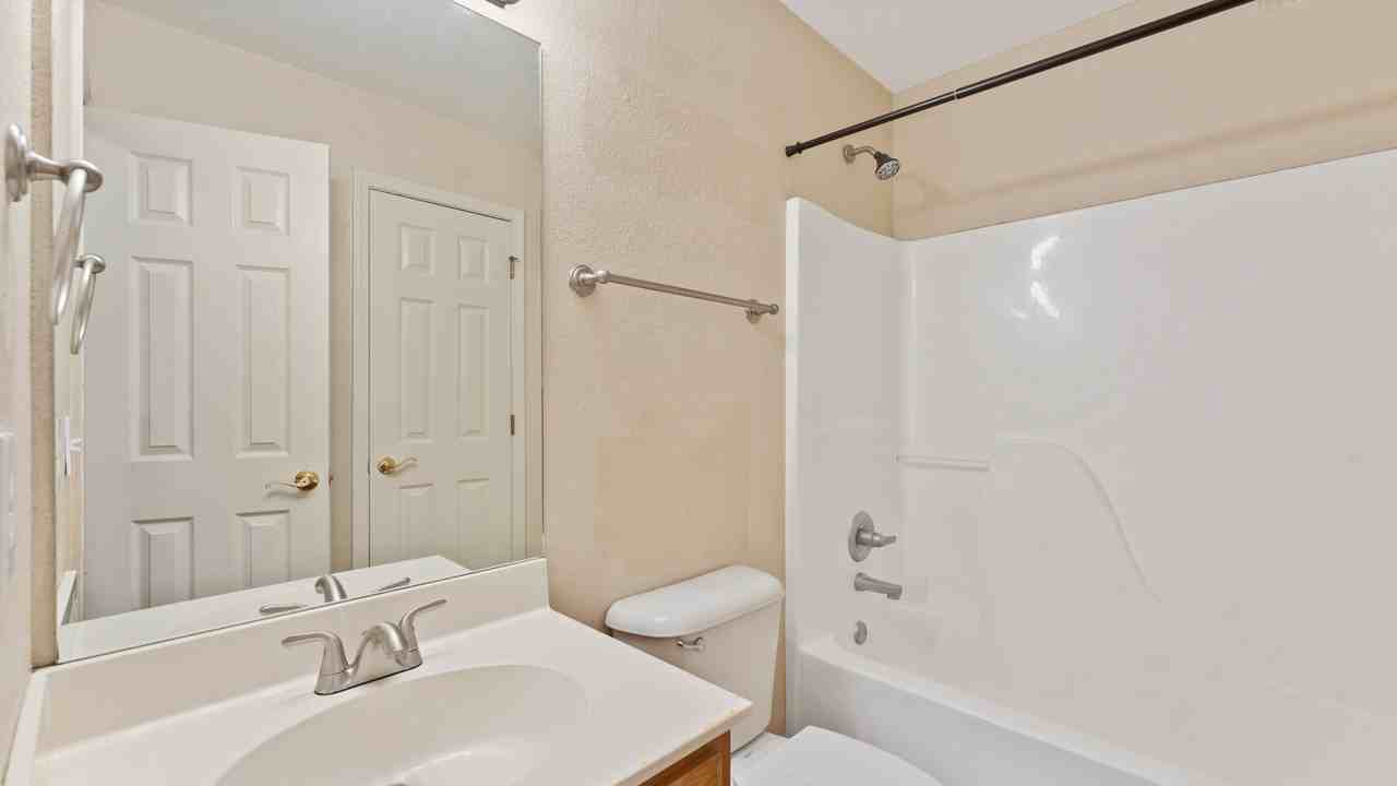 2600 Bowman Dr #2600B - Photo 4 of 12