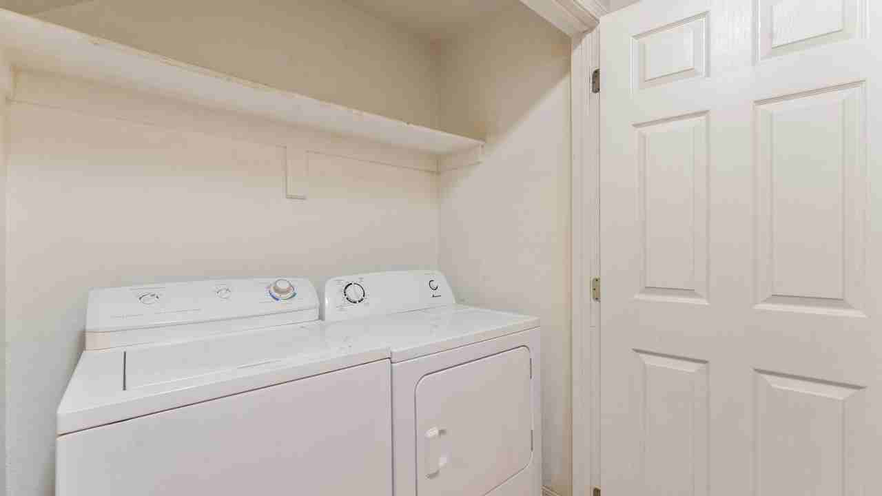 2600 Bowman Dr #2600B - Photo 5 of 12