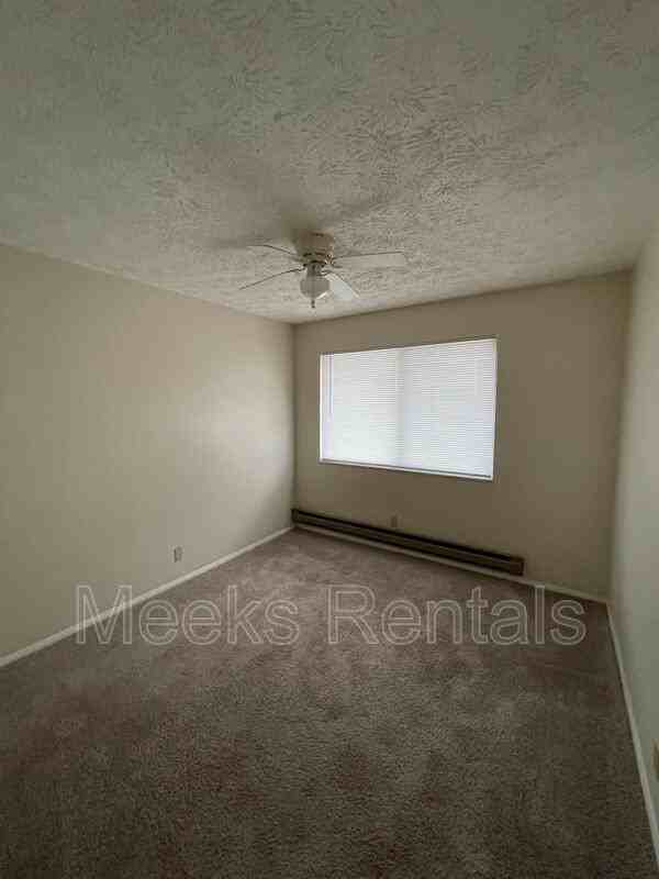 1739 6th Ave #B10 - Photo 6 of 6