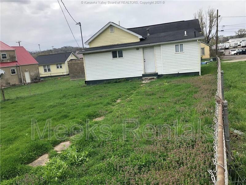 2106 6th Ave - Photo 2 of 17