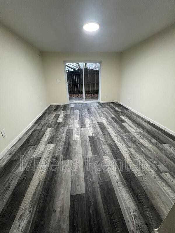 74 Maple Ln - Photo 2 of 6