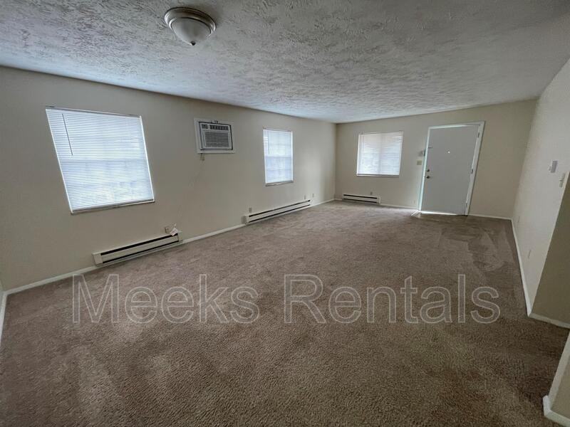 1739 6th Ave #B23 - Photo 2 of 5