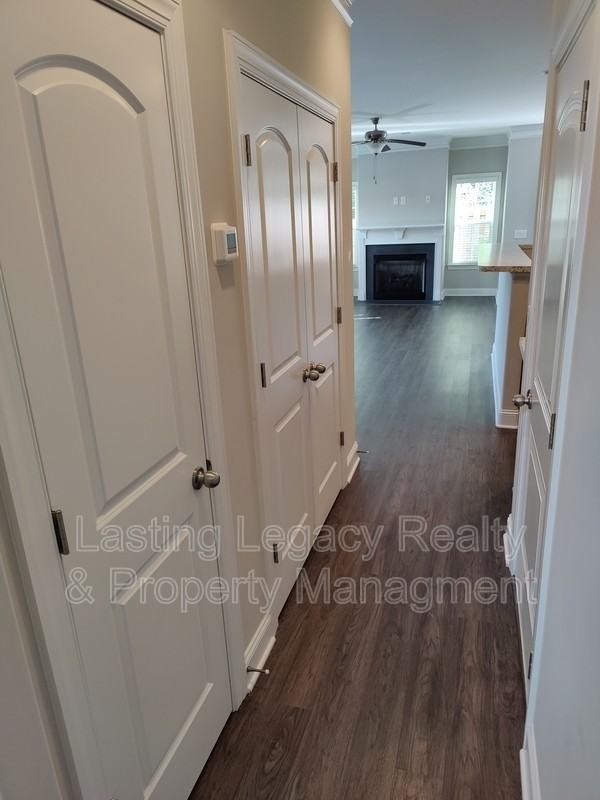 841 Silver Leaf Dr - Photo 4 of 11