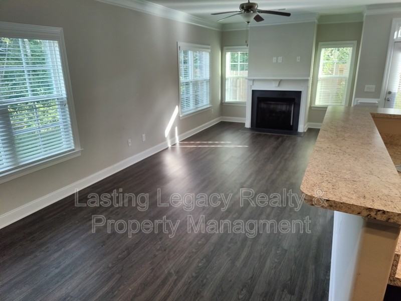 841 Silver Leaf Dr - Photo 7 of 11