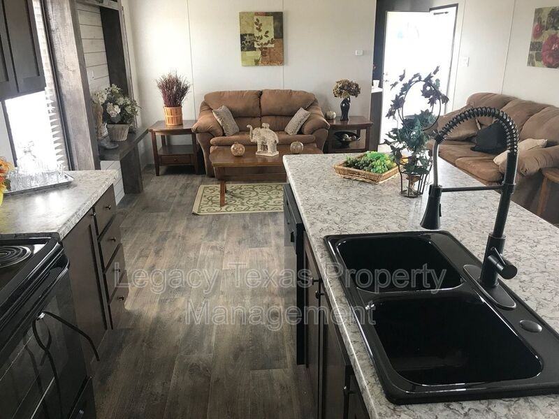 800 N Old Betsy Rd #16 - Photo 3 of 18