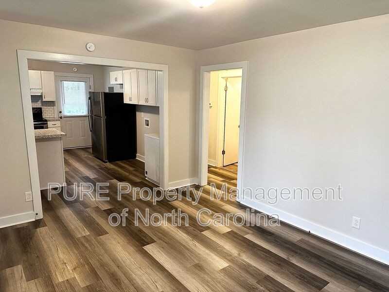 1013 Eleanor Dr - Photo 5 of 24