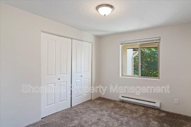 2607 N Lancaster Dr #301 - Photo 7 of 36