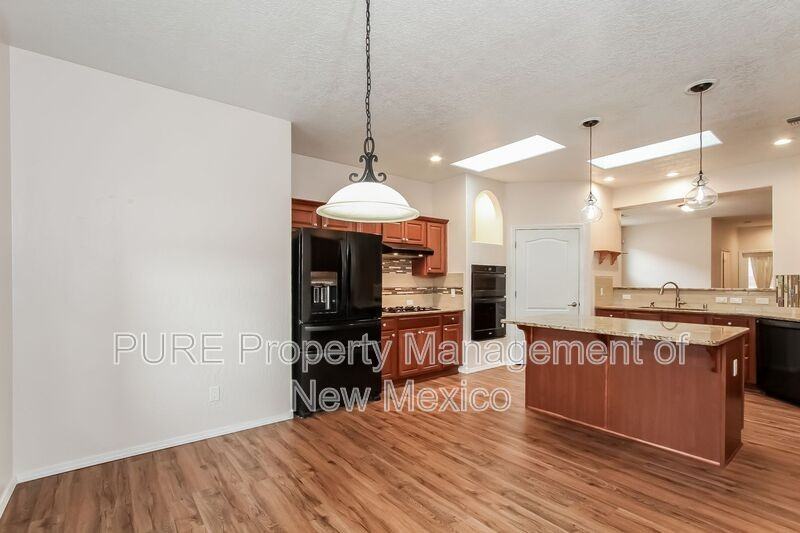 978 Prairie Zinnia Dr - Photo 6 of 22