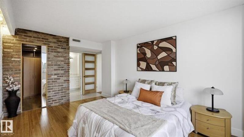 10160 115 St Nw #1 - Photo 4 of 10