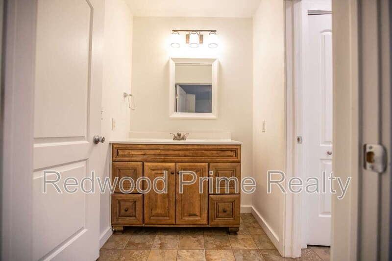 2321 Smoke Dr - Photo 5 of 17