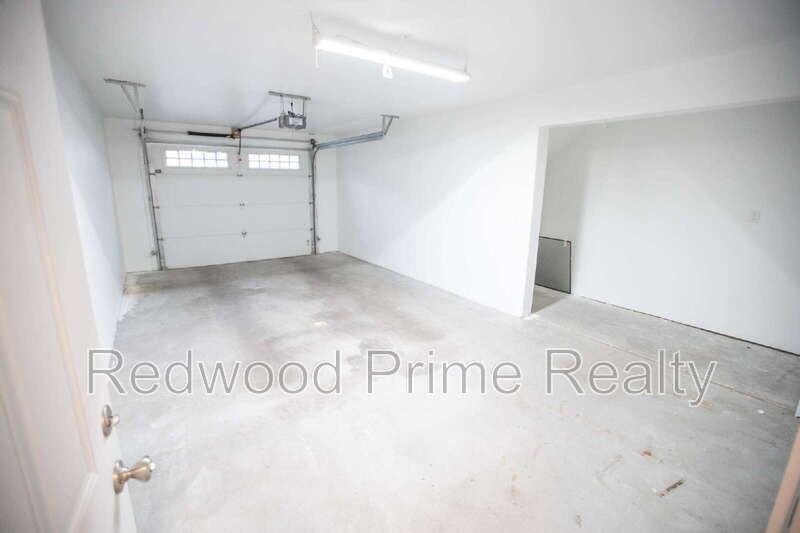 2321 Smoke Dr - Photo 6 of 17