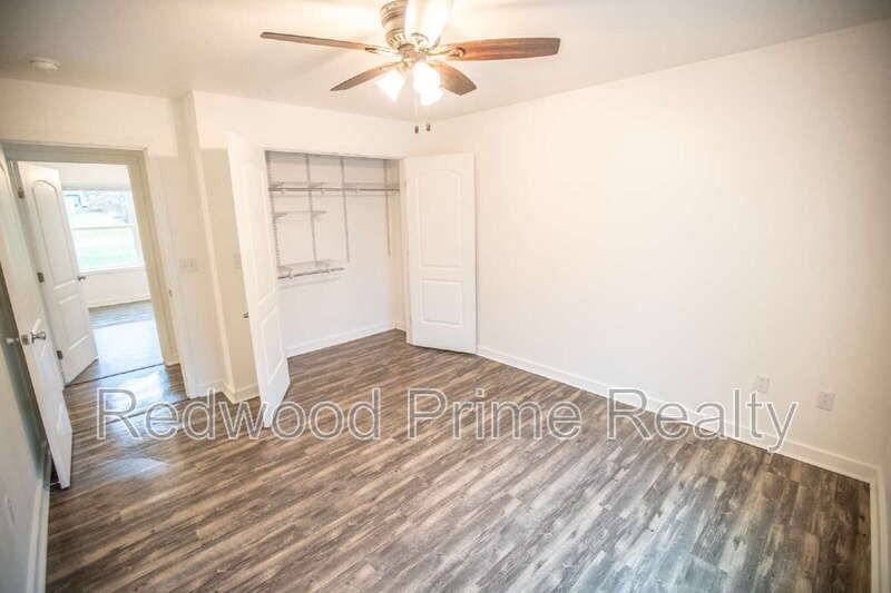 2321 Smoke Dr - Photo 7 of 17