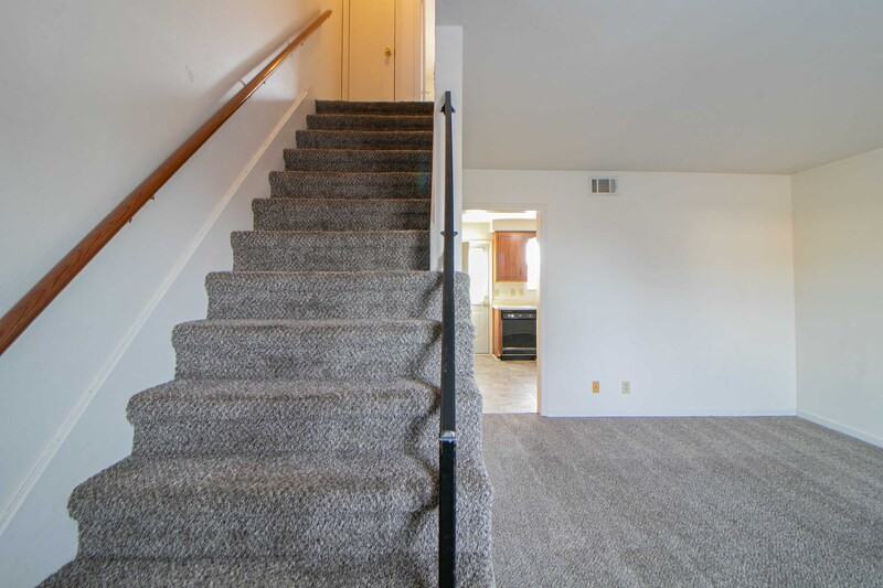 1603 Minglewood Dr #10 - Photo 2 of 20