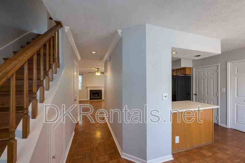 109 Franklin Ct - Photo 4 of 27