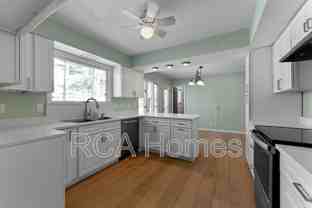 423 Jenny Ln - Photo 1 of 1