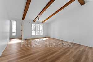 featured image of 423 Jenny Ln