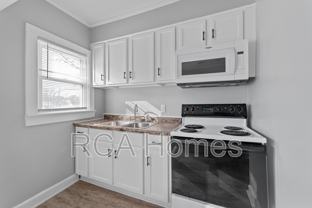412 N Bradley Ave - Photo 1 of 1
