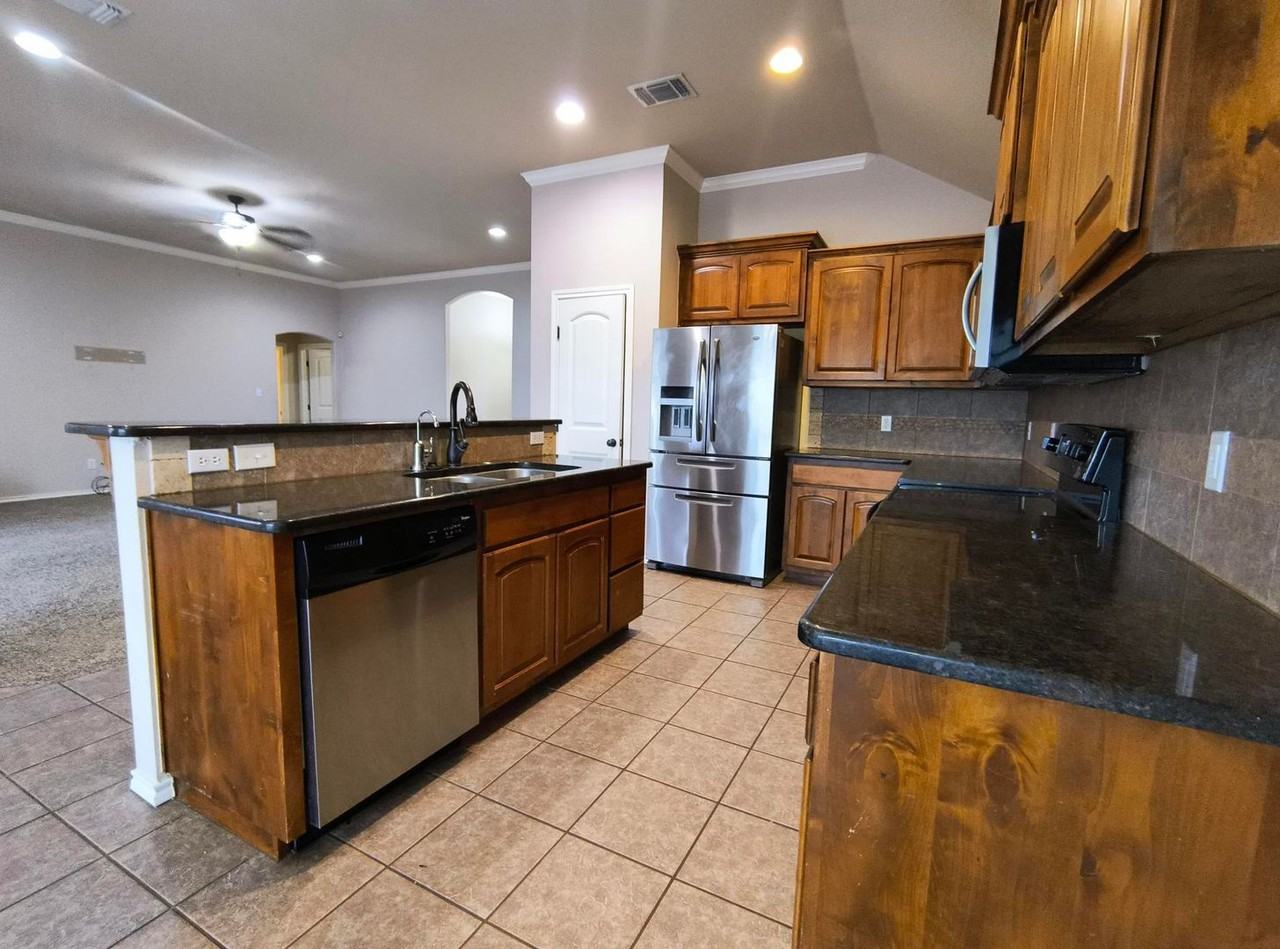 3925 Blair Ln - Photo 2 of 13