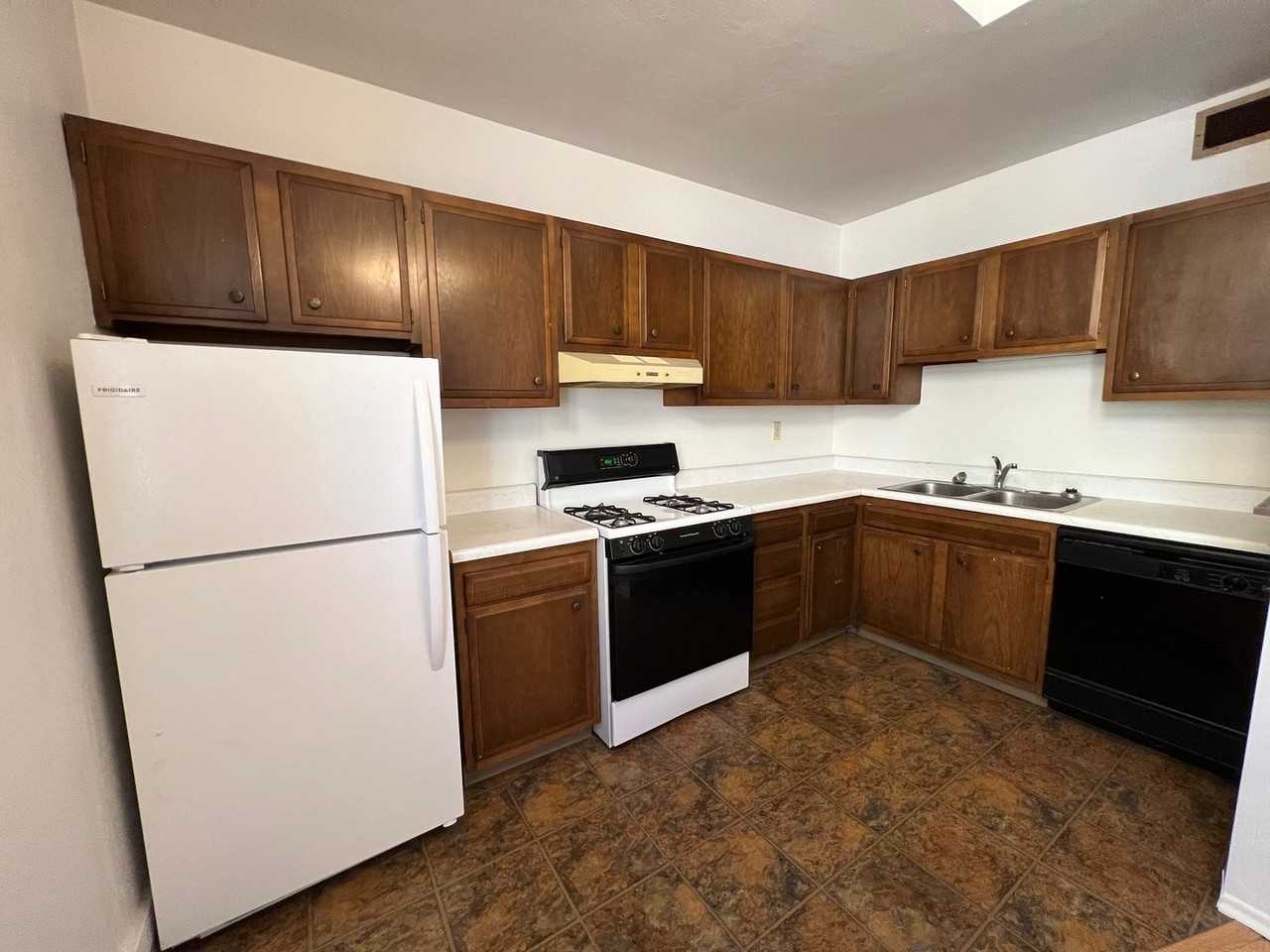 1817 Chislett Street - Photo 2 of 17