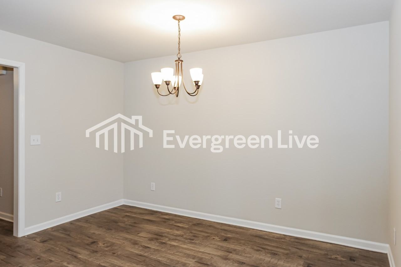 117 Hulsey Ln - Photo 6 of 15