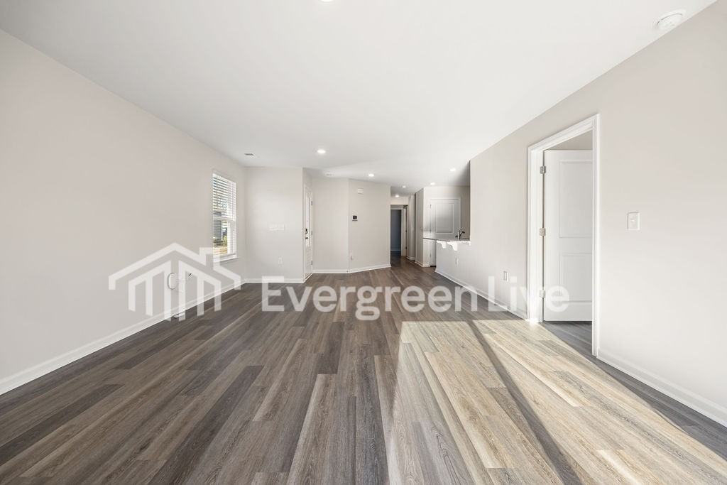 2219 Courtina Way - Photo 7 of 8