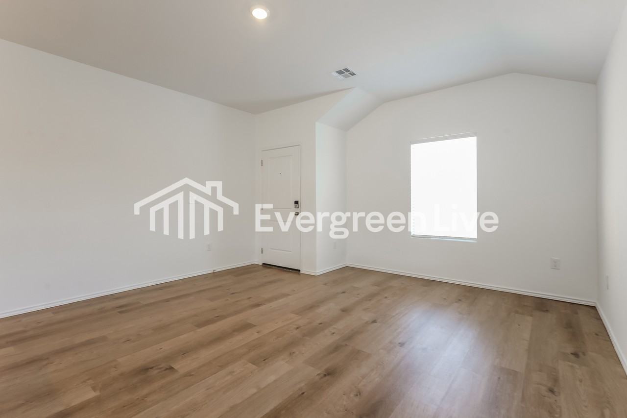 1925 Black Poplar Way - Photo 5 of 17