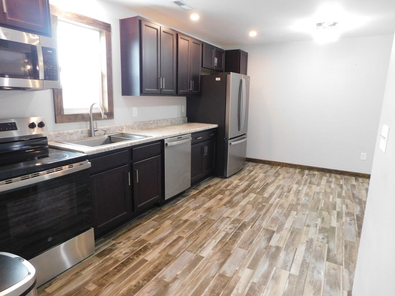 3342 Rocky Hock Rd - Photo 3 of 13