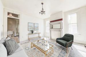 featured image of 744 Proctor Way