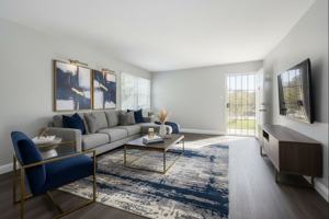 featured image of 445 W 15th St