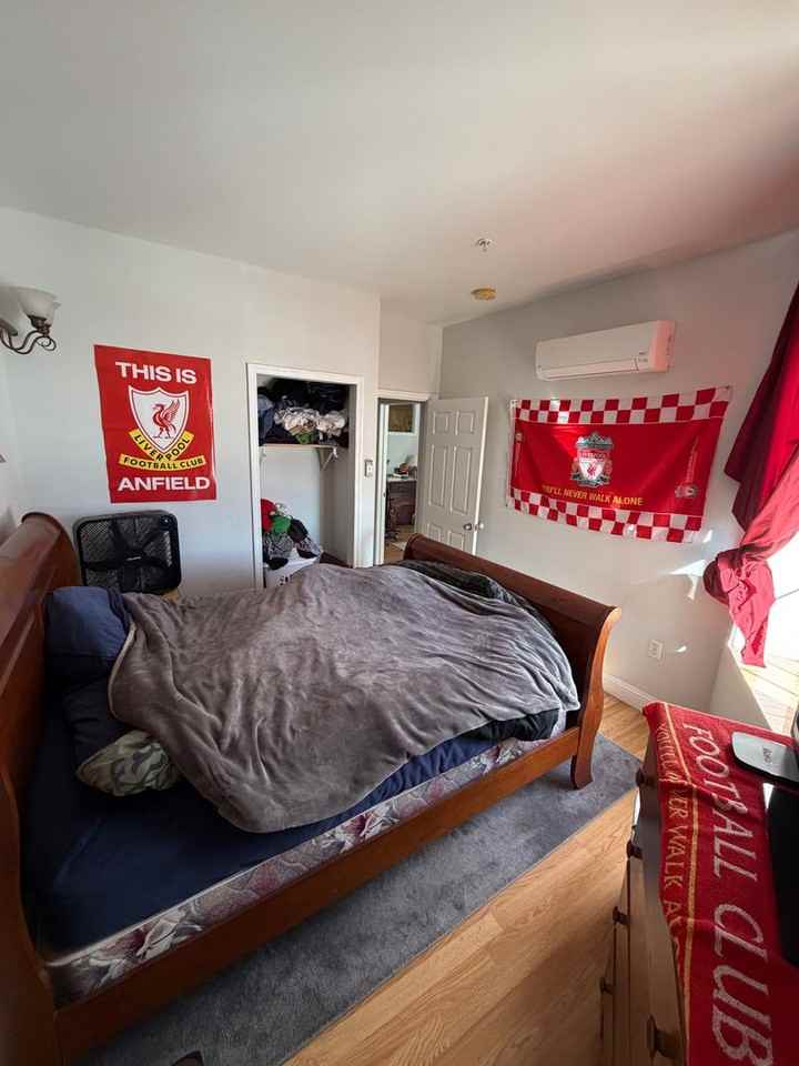 1027 Ridge - Photo 4 of 26