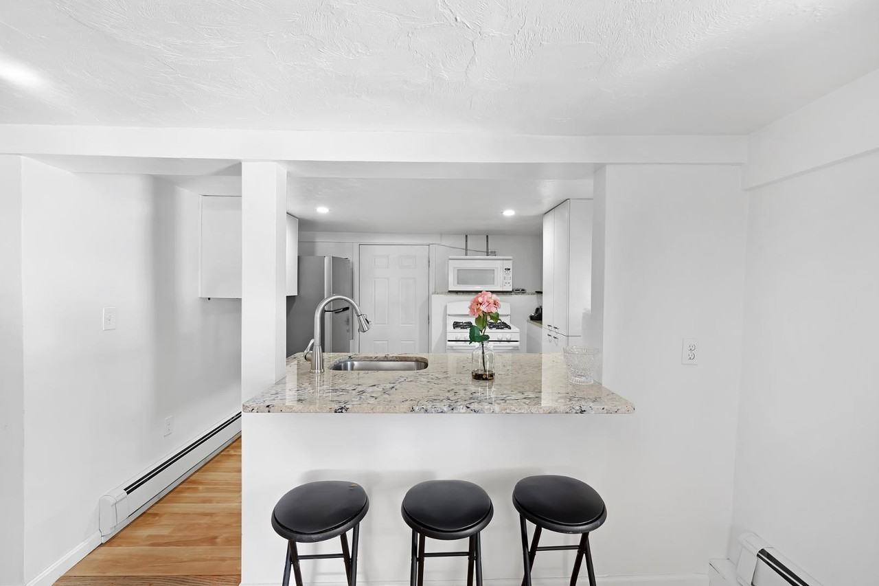 875 Granite St #1 - Photo 4 of 18