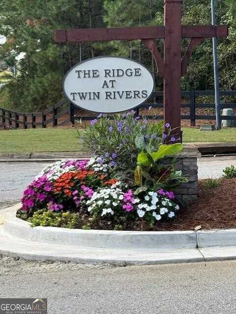 4511 Sunrise Rdg - Photo 3 of 26