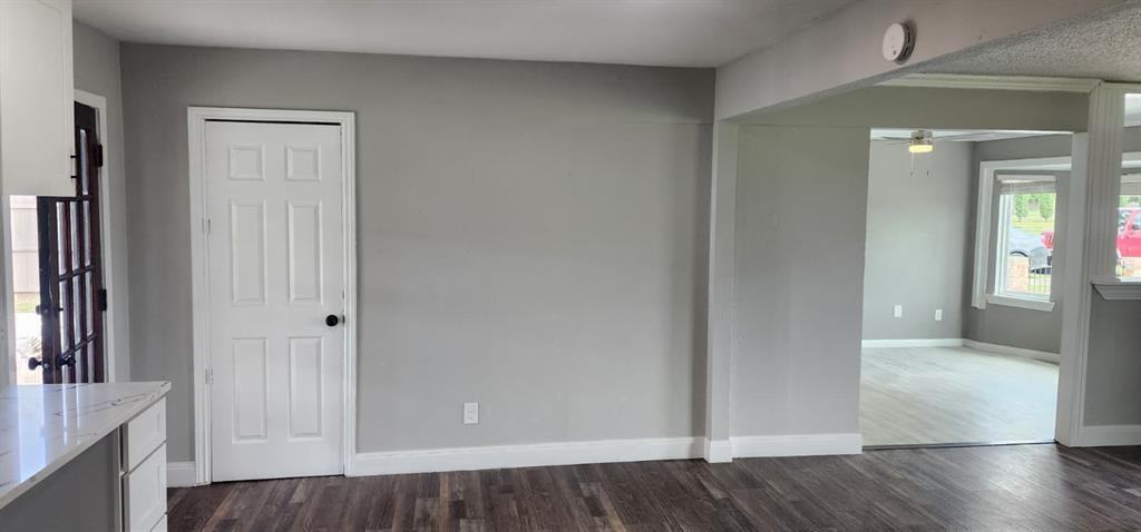 104 Maxwell Rd - Photo 2 of 32