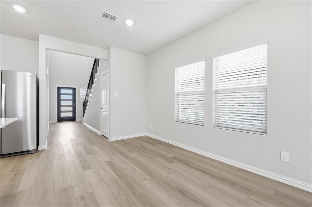 5611 Chasewood Dr - Photo 4 of 37