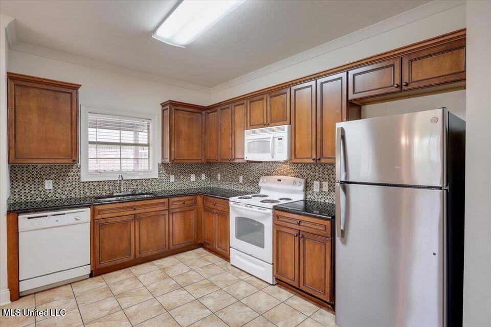 409 Sand Stone Pl - Photo 7 of 21