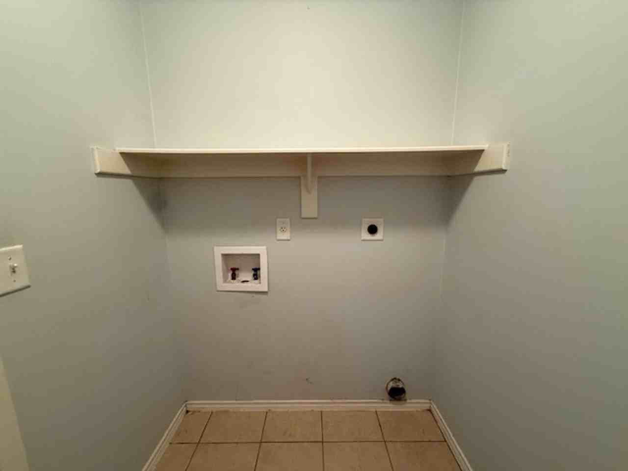 811 Bartolome Ln - Photo 6 of 20