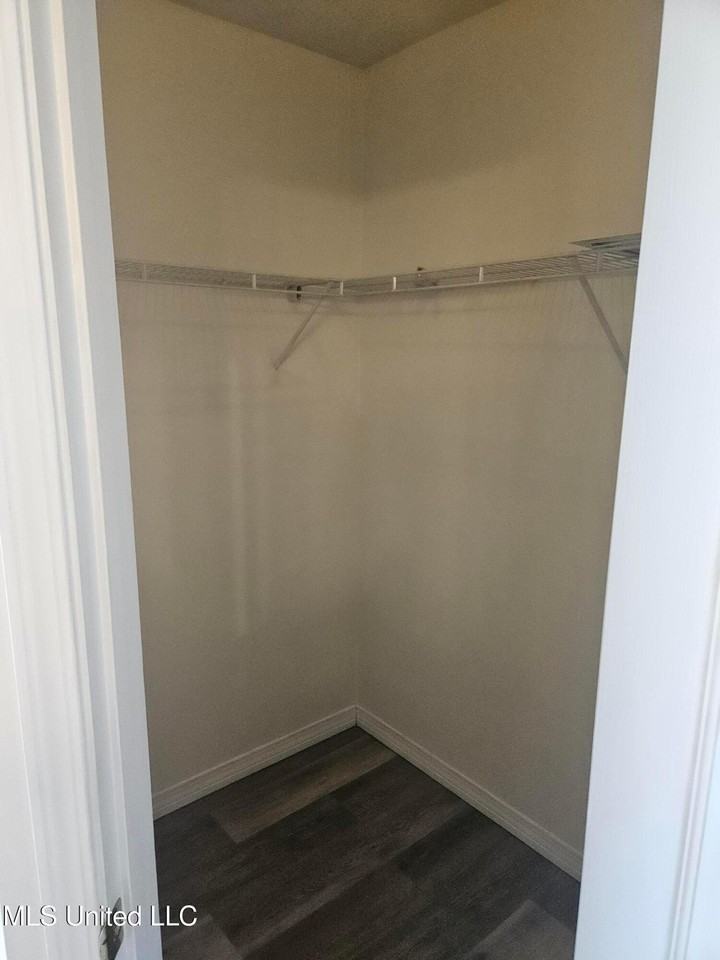 2532 N 10th St - Photo 7 of 12