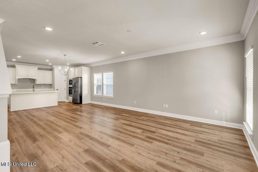 12109 Creole Way - Photo 5 of 37